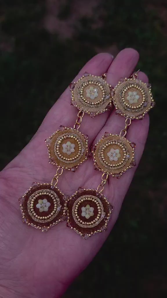 3 Tier Natural Opal Florals