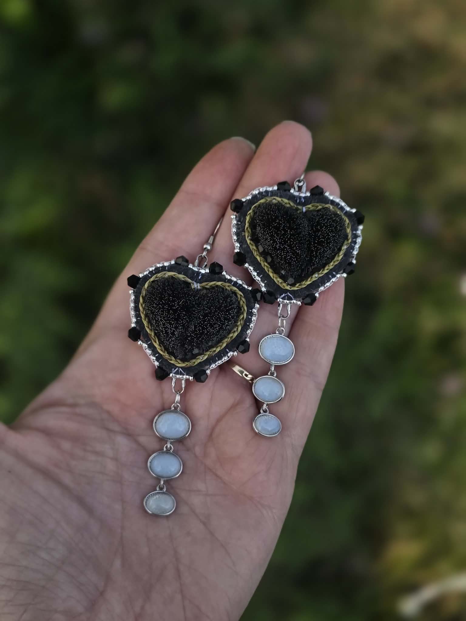Black Tuft Hearts